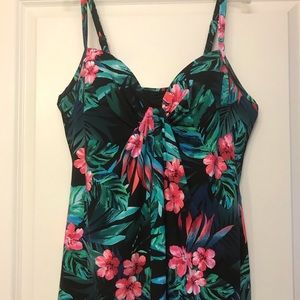 Miraclesuit tankini bathing suit top